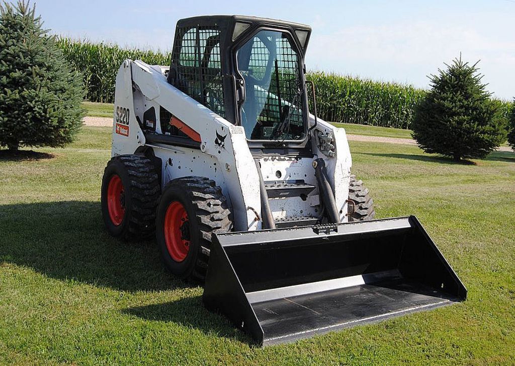 Аренда мини погрузчика BOBCAT S160