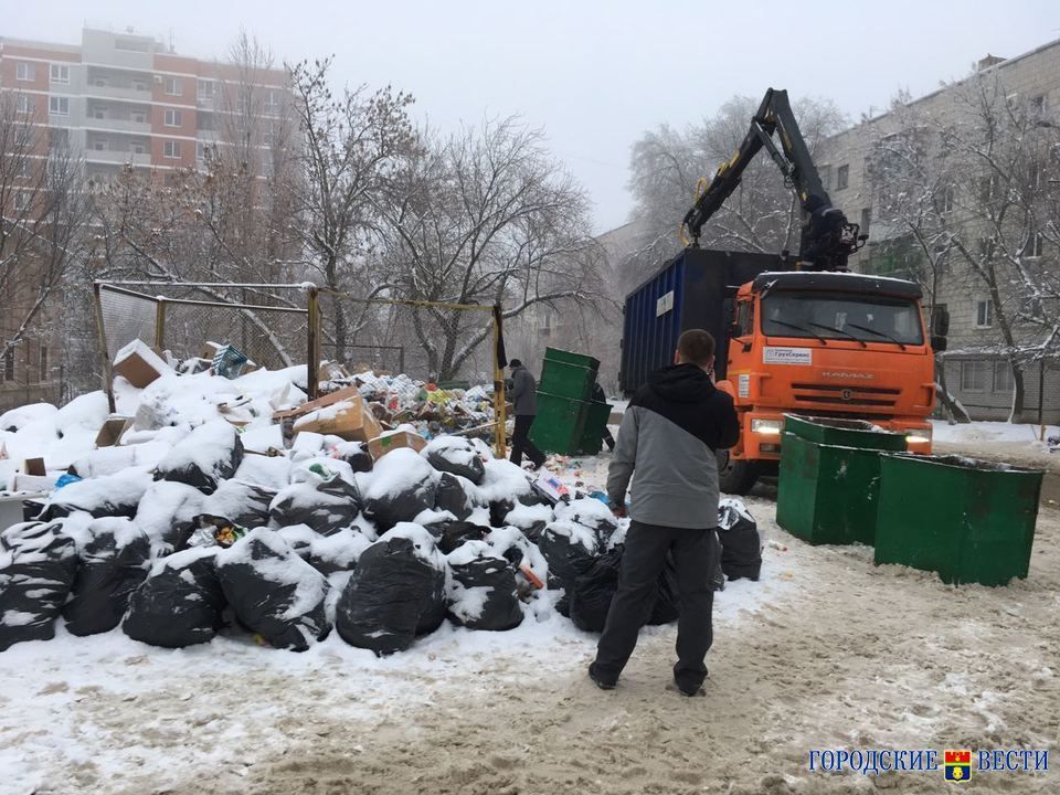 Ломовоз манипулятор