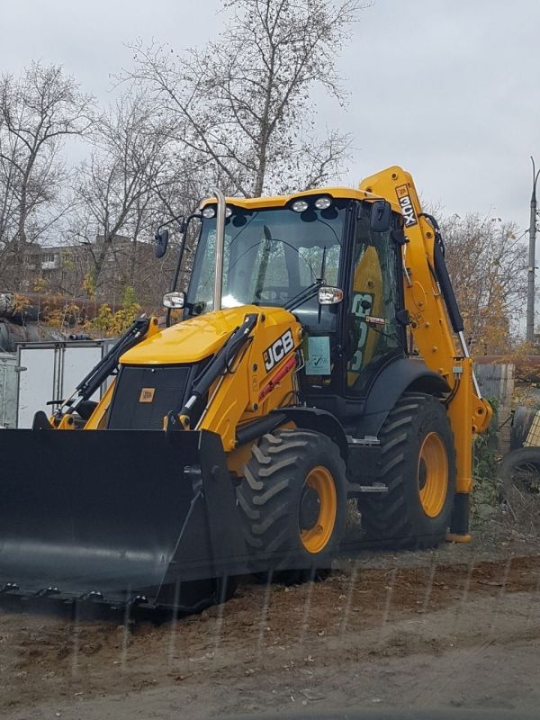 Услуги экскаватора погрузчика JCB в Нижнем Новгороде